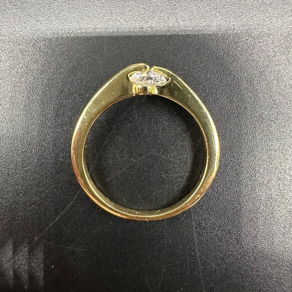 Vintage Ring Gold Tone Two White Rhinestones Retro Modern About Size 7.5 - Picture 3 of 8